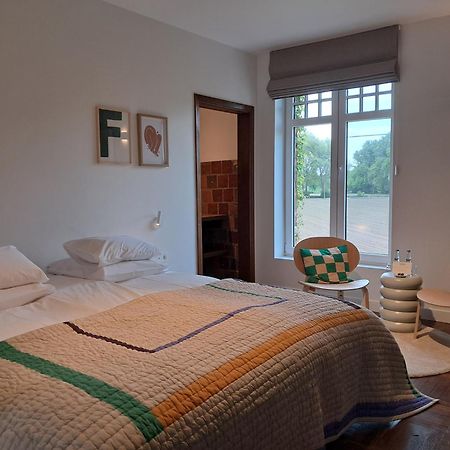Het Bed Van Den Doktoor Meerhout Экстерьер фото